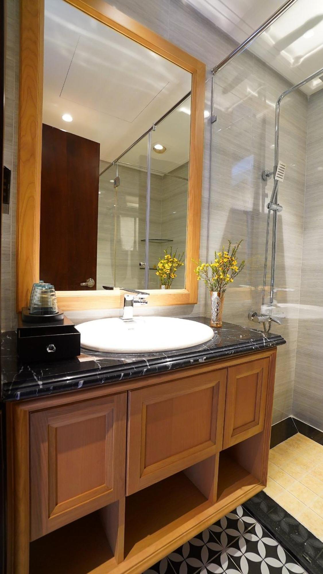 Saigon Aroma 3*